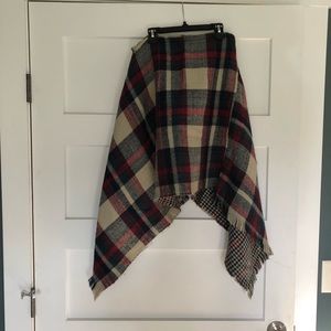 Reversible asymmetrical poncho